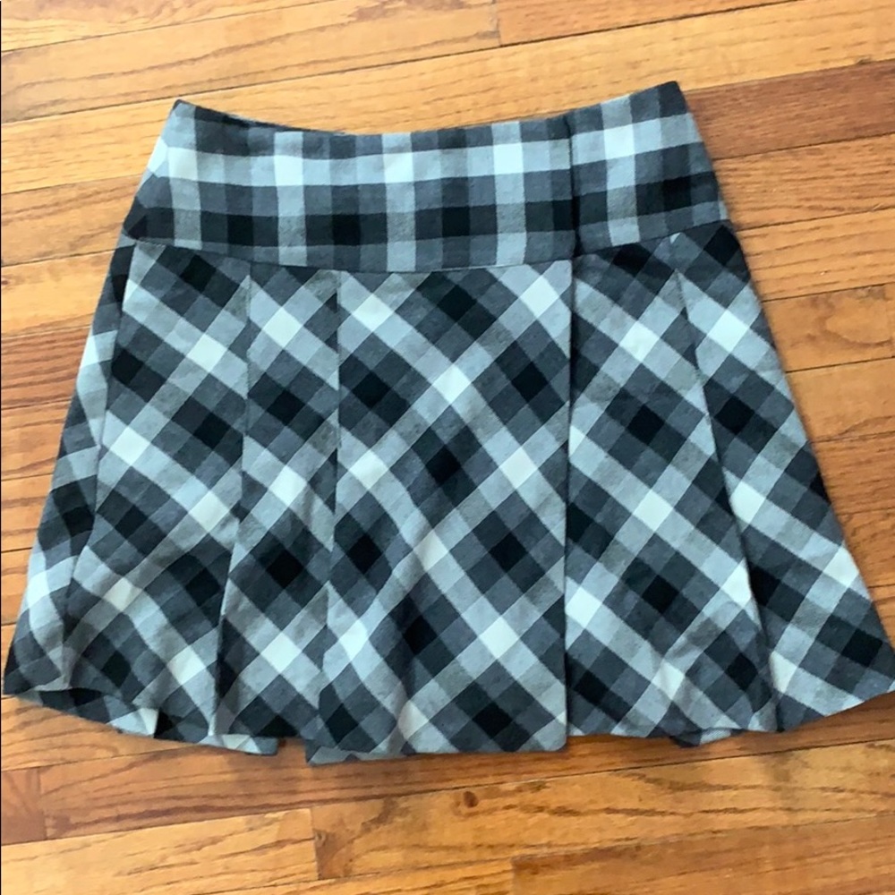 THE CUTEST MINI SKIRT